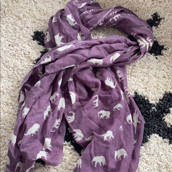 Wool Scarf - Picture 5 of 10